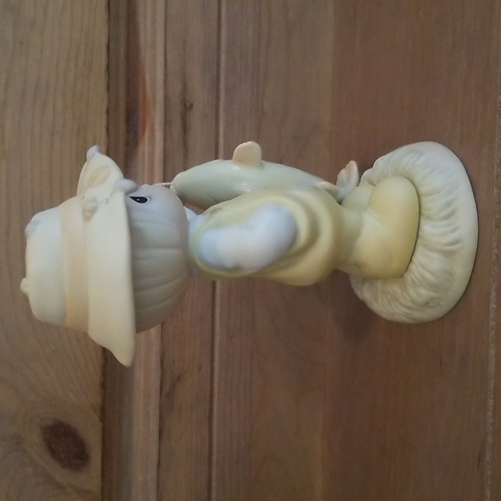 Vintage Precious Moments “You Are My Once In A Lifetime” Collectible Figurine - Picture 11 of 16